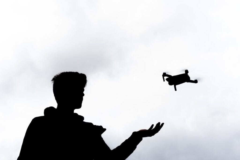 Latanie dronem - jak się za to zabrać?